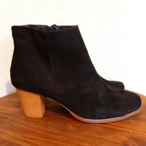 Torrid| Womens Black Suede Side Zip Boots Booties Stacked Heel Neutral  Sz.12